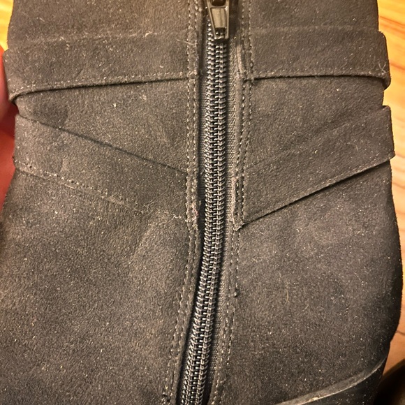 American Eagle by Payless Ankle Boots - Picture 2 of 4